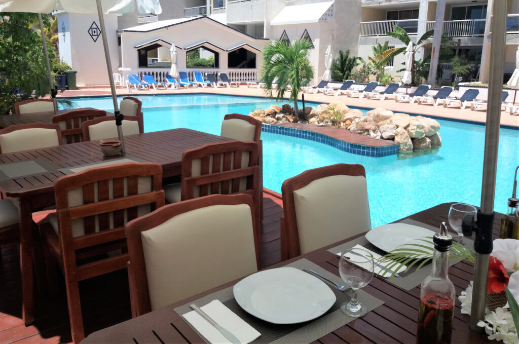 Sapphire Beach Club, 2Br Condo, Cupecoy Real Estate St. Maarten SXM