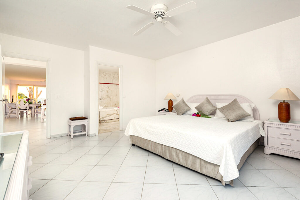 Sapphire Beach Club, 2Br Condo, Cupecoy Real Estate St. Maarten SXM