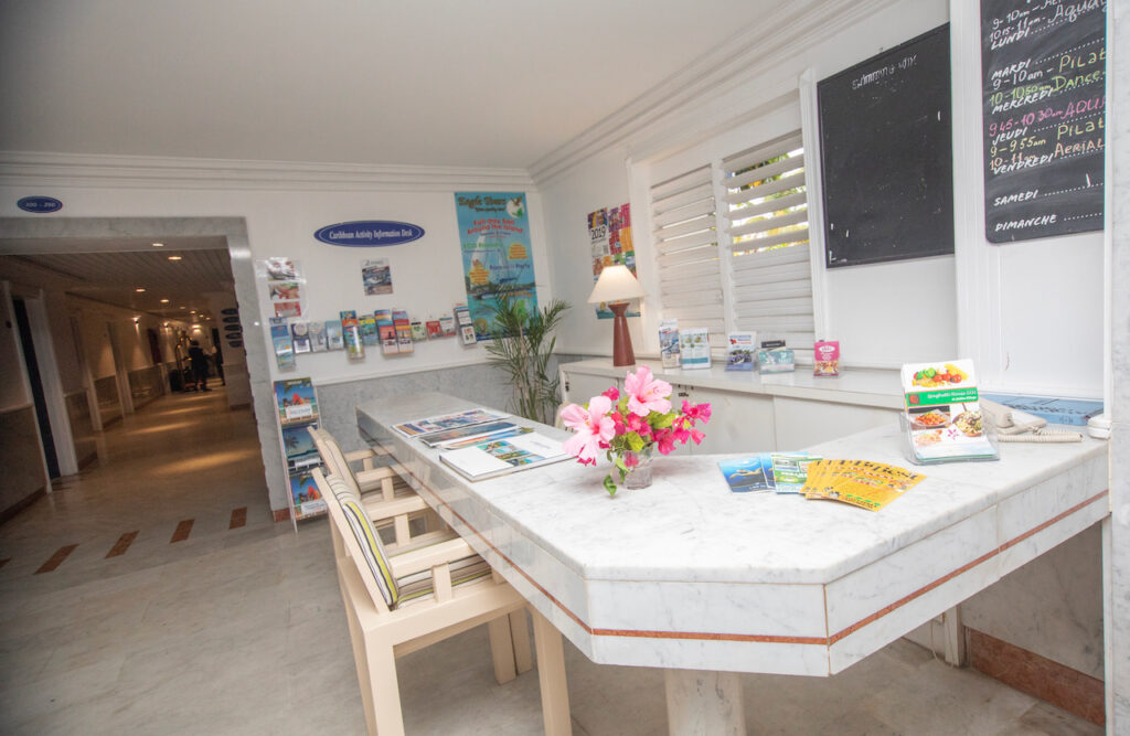 Sapphire Beach Club, 2Br Condo, Cupecoy Real Estate St. Maarten SXM