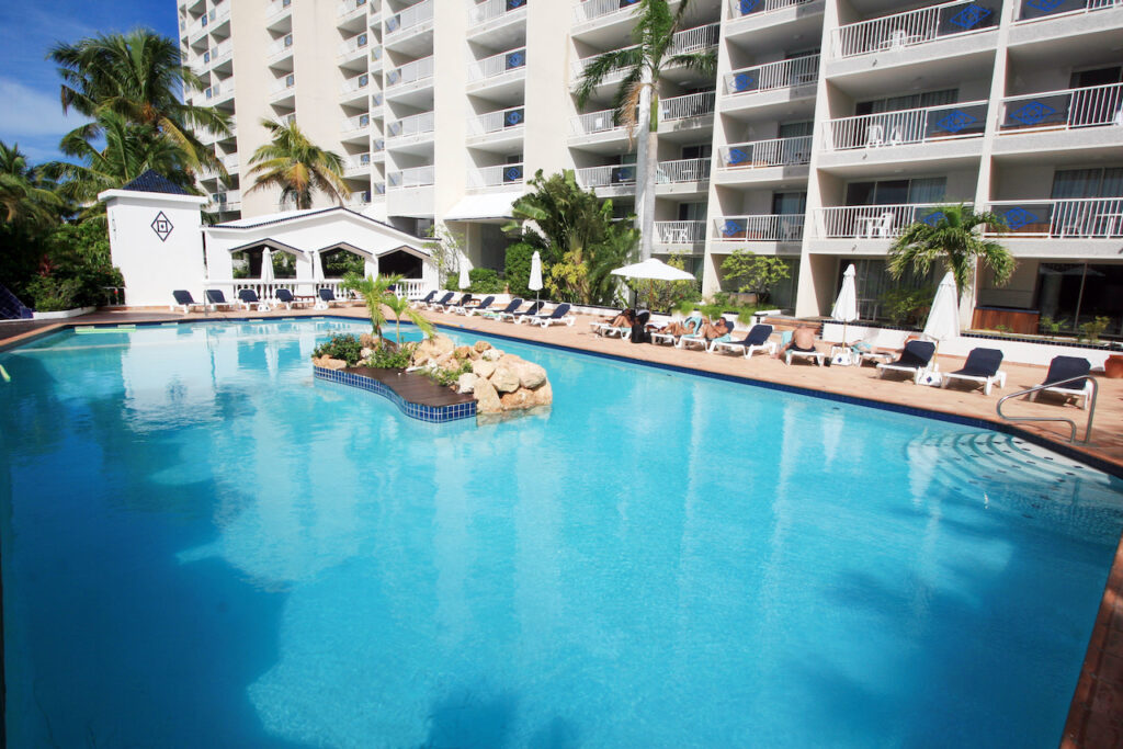 Sapphire Beach Club, 2Br Condo, Cupecoy Real Estate St. Maarten SXM