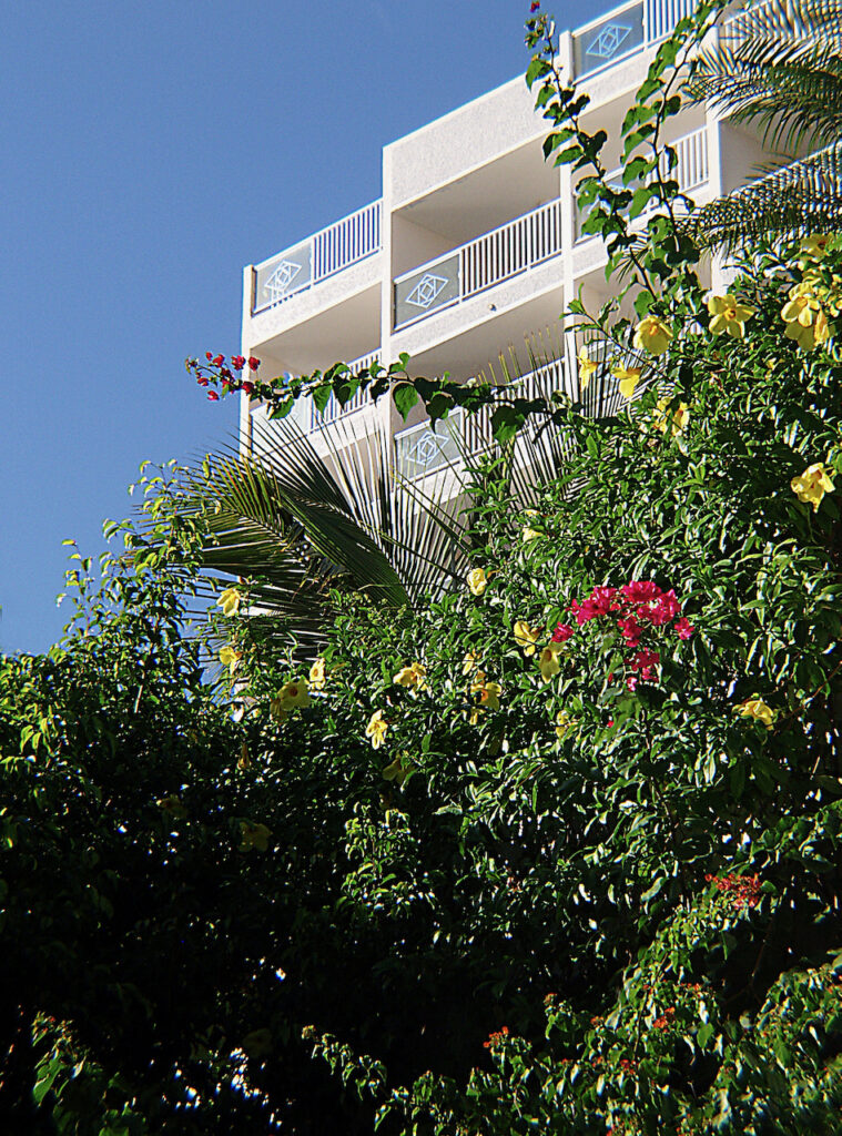 Sapphire Beach Club, 2Br Condo, Cupecoy Real Estate St. Maarten SXM