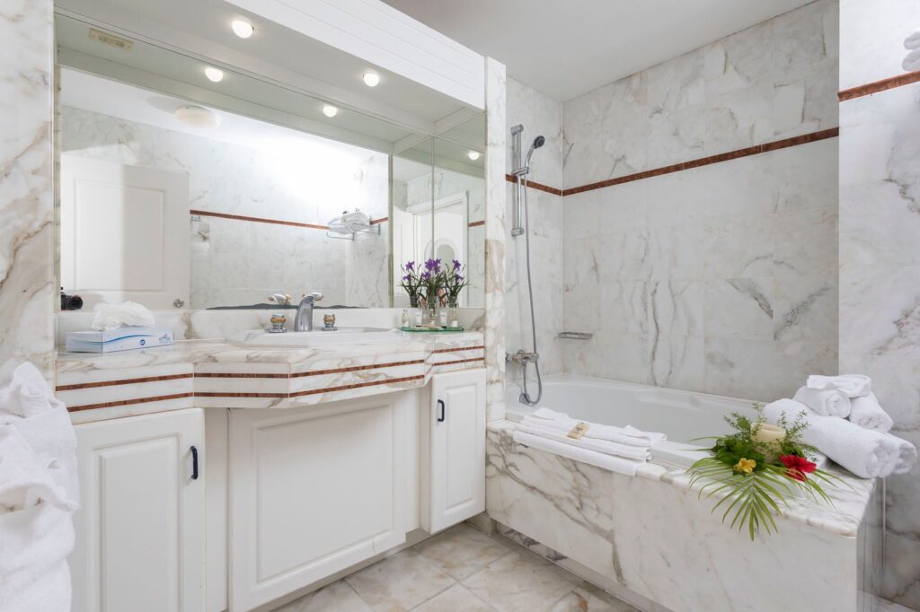 Sapphire Beach Club, 2Br Condo, Cupecoy Real Estate St. Maarten SXM