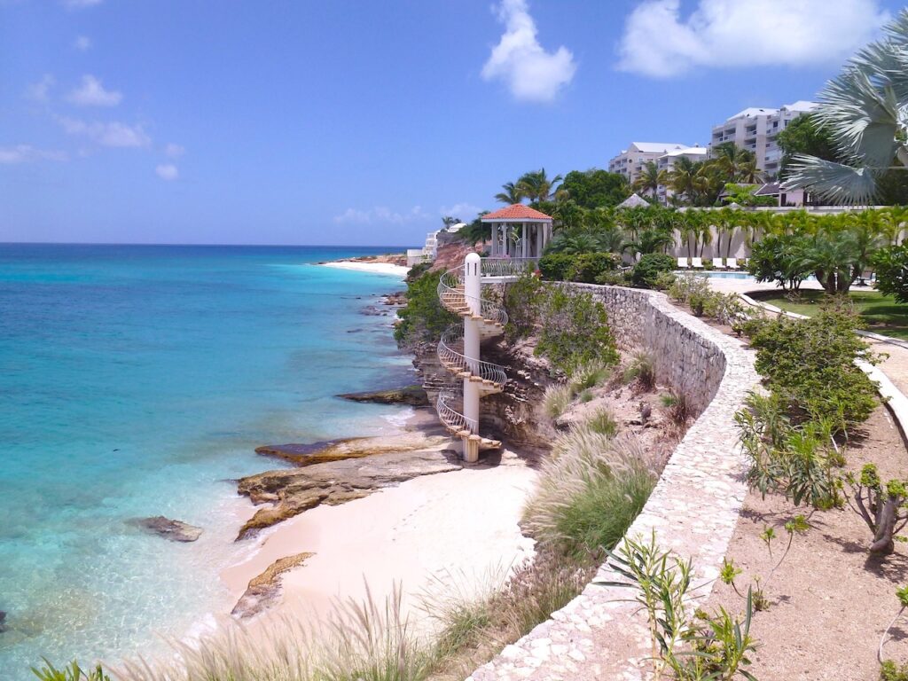2BR Rainbow Beach Club Condo, Cupecoy Real Estate St. Maarten SXM