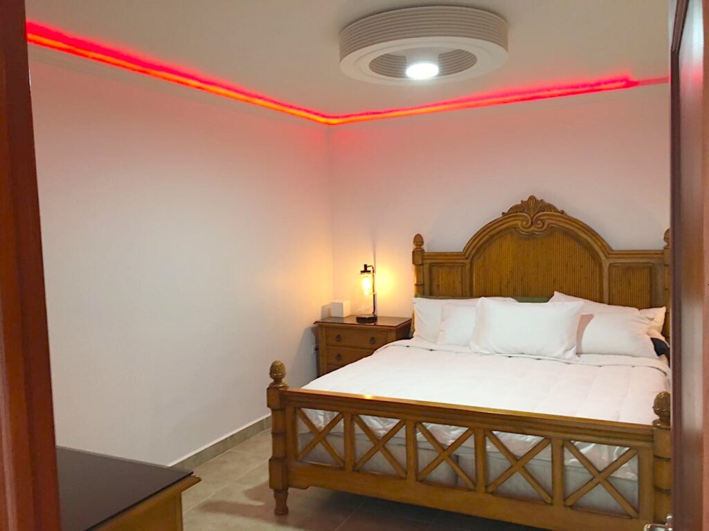 Condo Rainbow Beach Club, Beachfront Property, Cupecoy, Real Estate St. Maarten