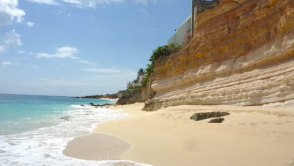 Rainbow Beach Club Condo Beachfront Property Cupecoy SXM