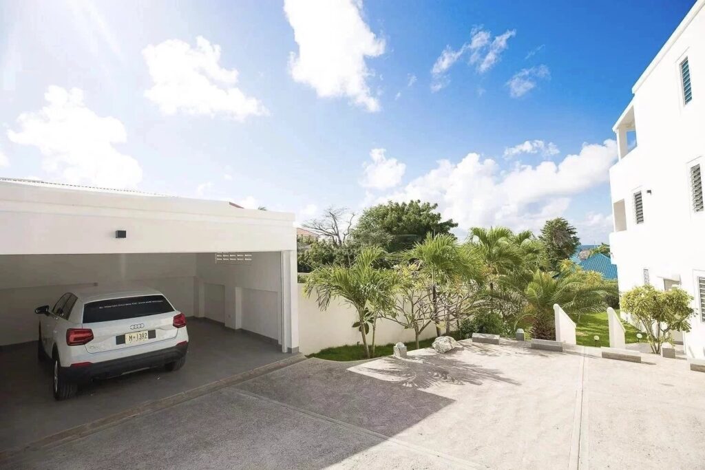Pelican Key 3-Floor Villa, Contemporary Design, Real Estate St. Maarten