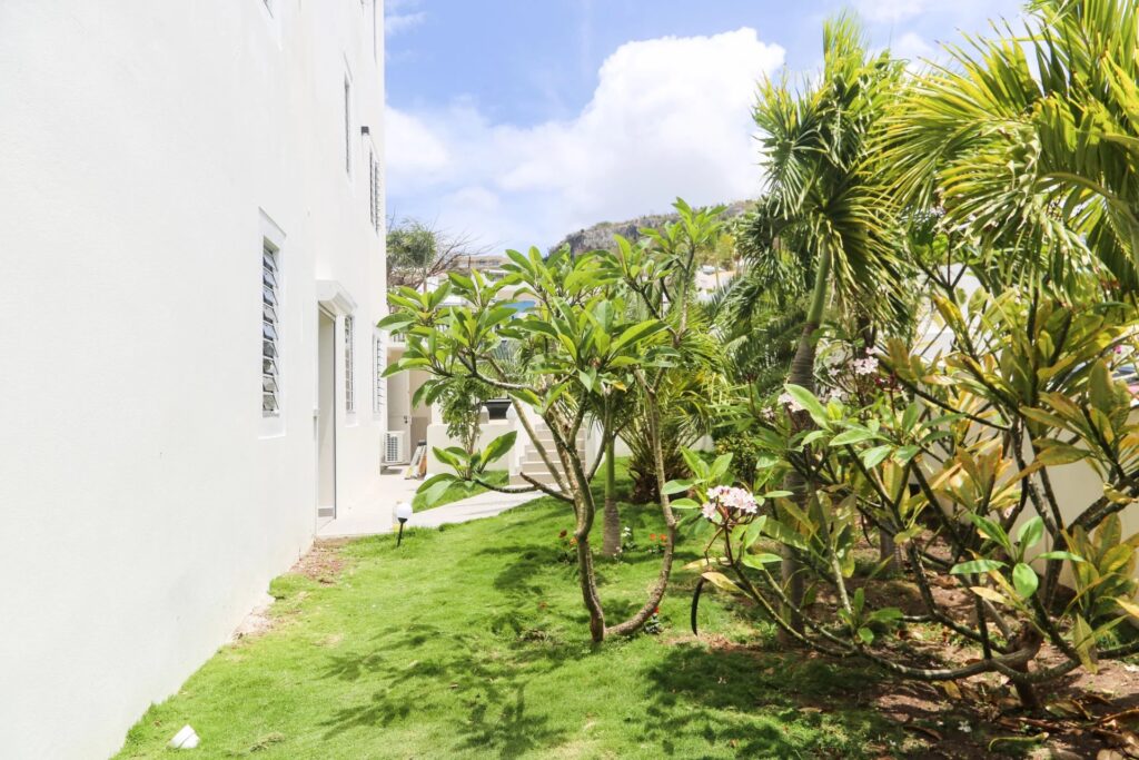 Pelican Key 3-Floor Villa, Contemporary Design, Real Estate St. Maarten