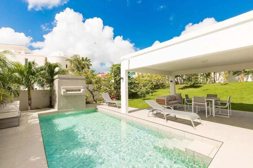 Pelican Key 3-Floor Villa, Contemporary Design, Real Estate St. Maarten