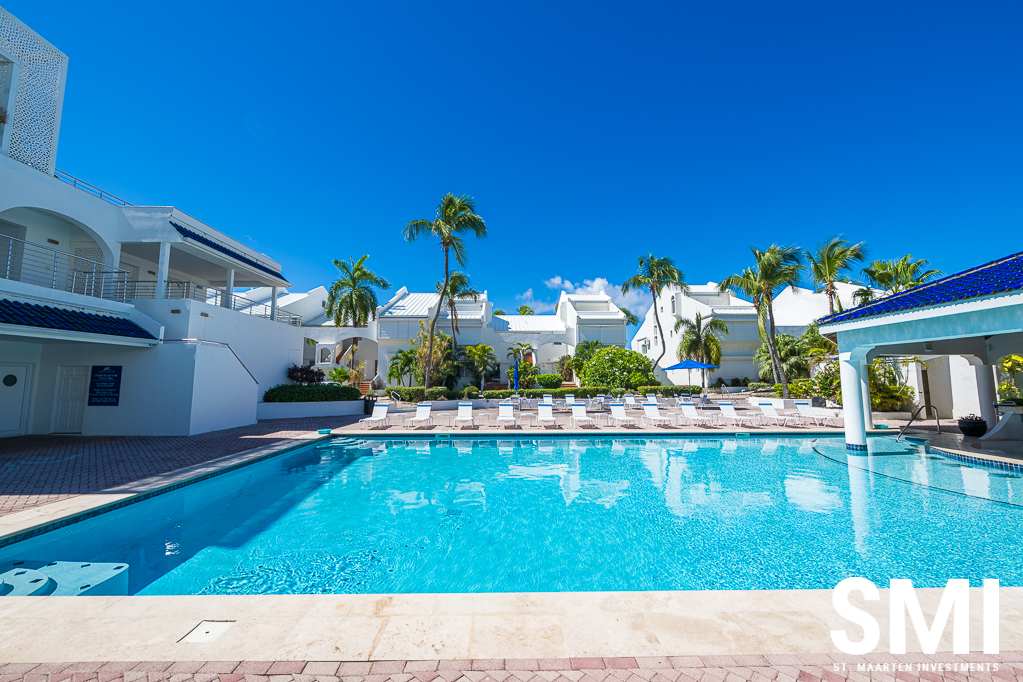 Beachfront Residential community Cupecoy   SXM