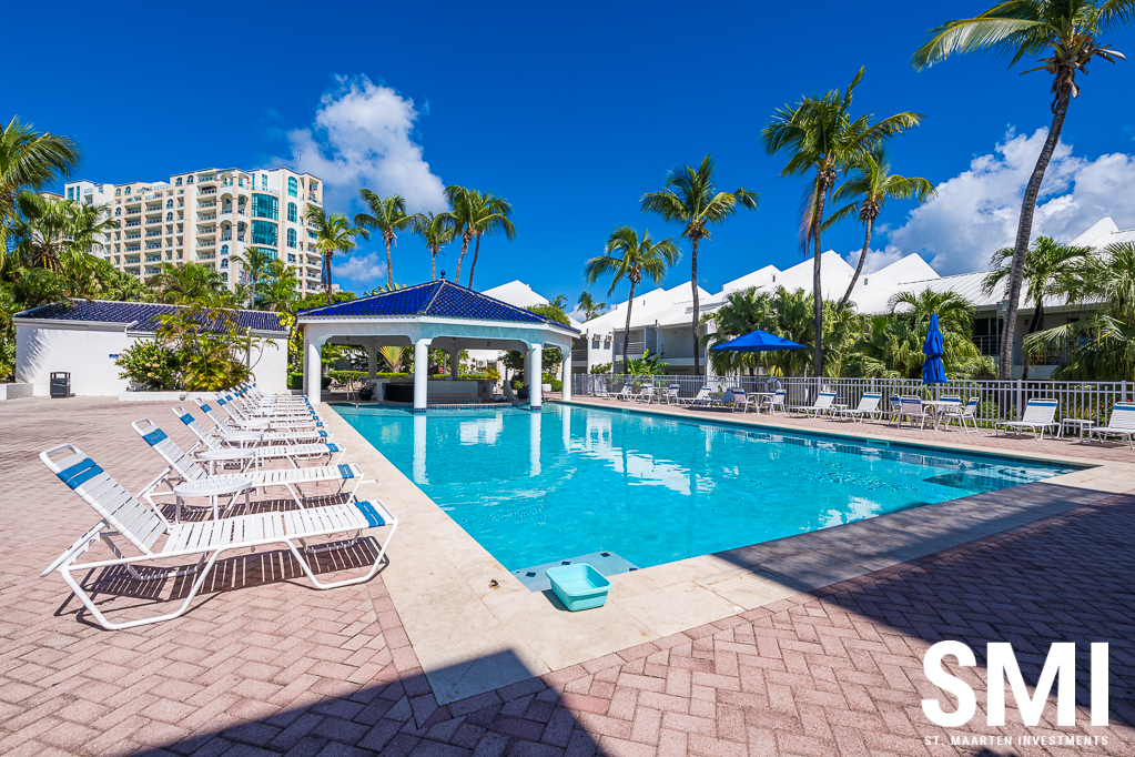 Beachfront Residential community Cupecoy   SXM