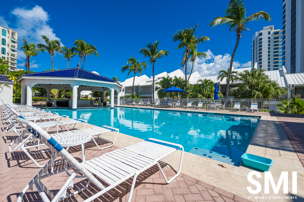 Beachfront Residential community Cupecoy   SXM