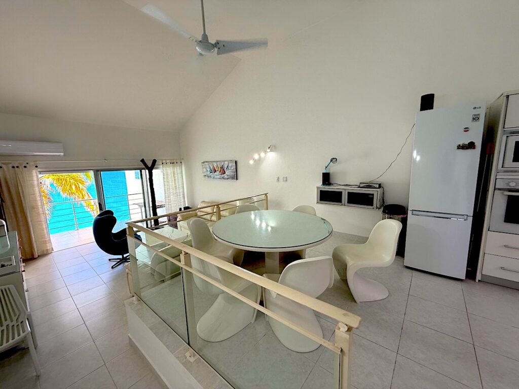 Beachfront Cupecoy SXM, 2BR 2.5 Baths, Real Estate St. Maarten