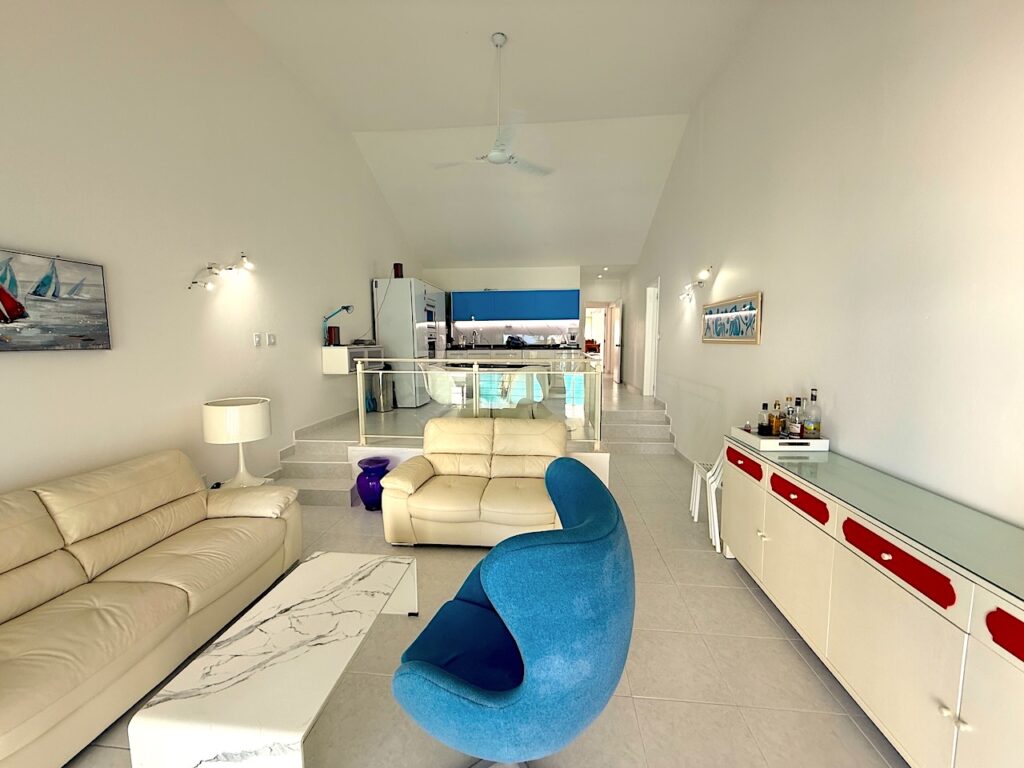 Beachfront Cupecoy SXM, 2BR 2.5 Baths, Real Estate St. Maarten