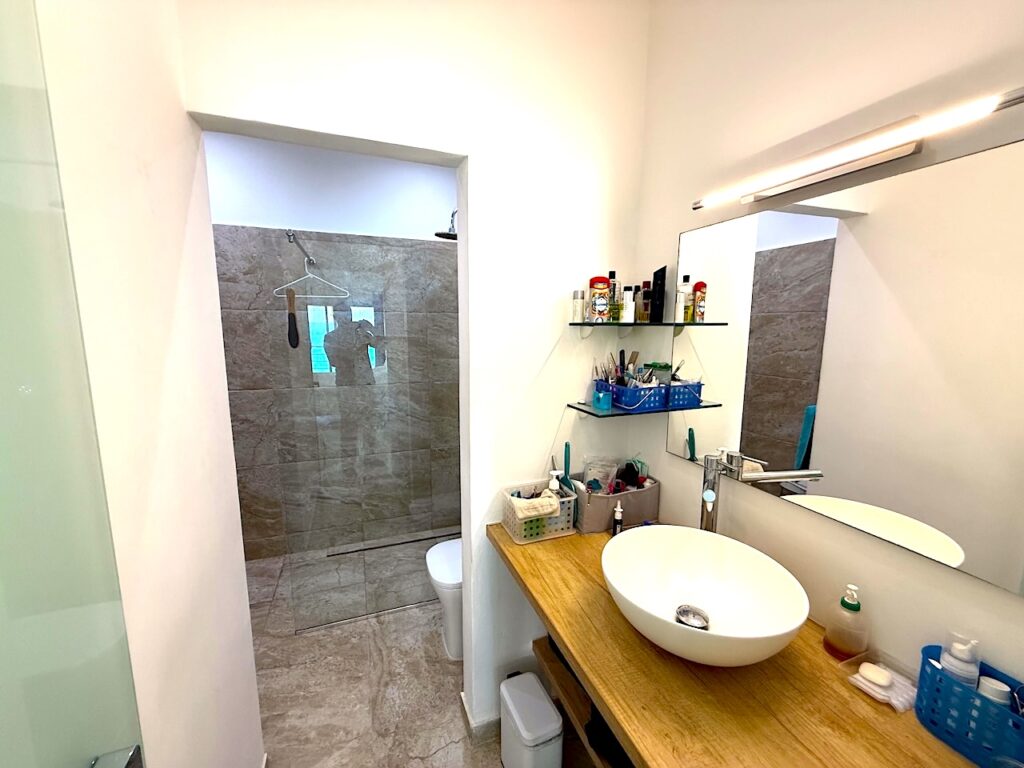 Beachfront Cupecoy SXM, 2BR 2.5 Baths, Real Estate St. Maarten