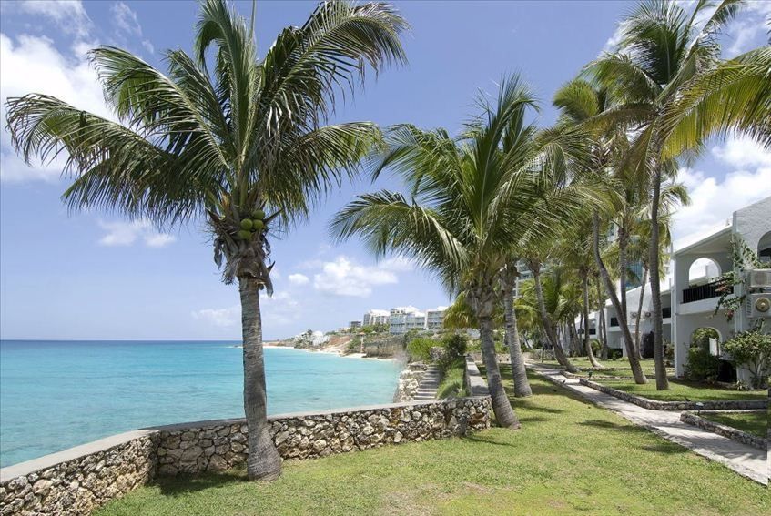 Beachfront Cupecoy SXM, 2BR 2.5 Baths, Real Estate St. Maarten