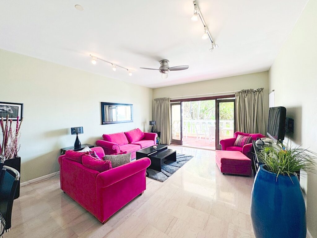 Princess Heights 1Br Condo, Next to JW Hotel,  Real Estate Dawn Beach, St. Maarten SXM