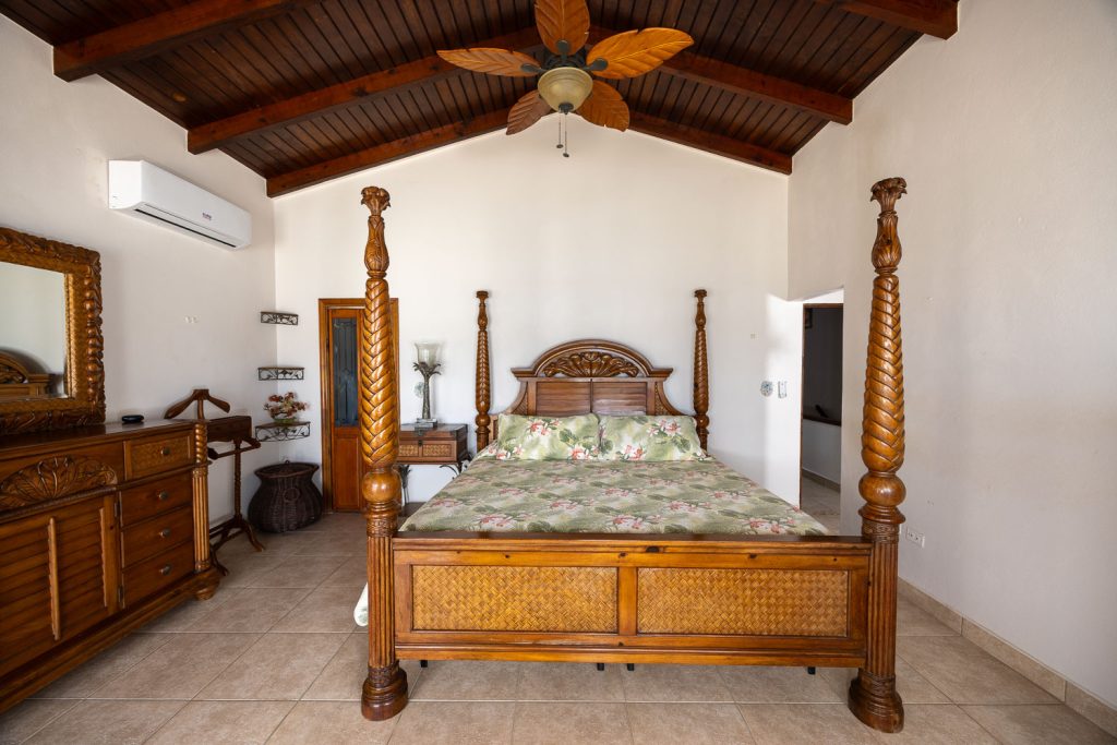 Sea Front  Home 3-Bedroom for sale Beacon Hill, St. Maarten  Caribbean SXM