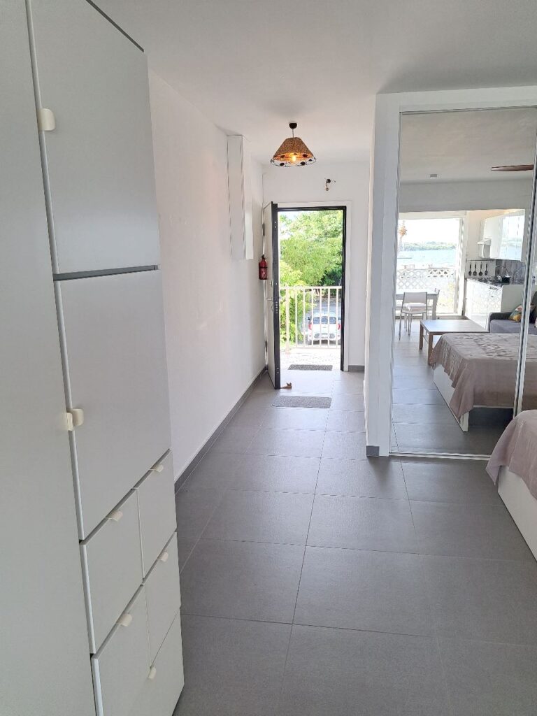Flamboyant Nettle Bay SXM, Cozy Studio, Caribbean Properties Nettle Bay, St. Martin 97150