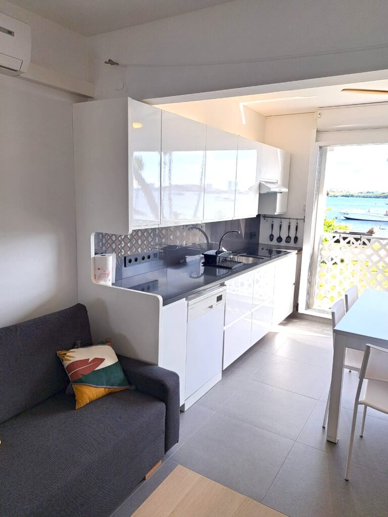 Flamboyant Nettle Bay SXM, Cozy Studio, Caribbean Properties Nettle Bay, St. Martin 97150