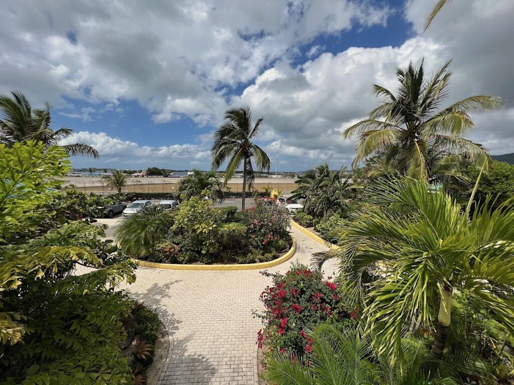 Coco Simpson Bay Beach, Beachfront Property, Real Estate St. Maarten SXM