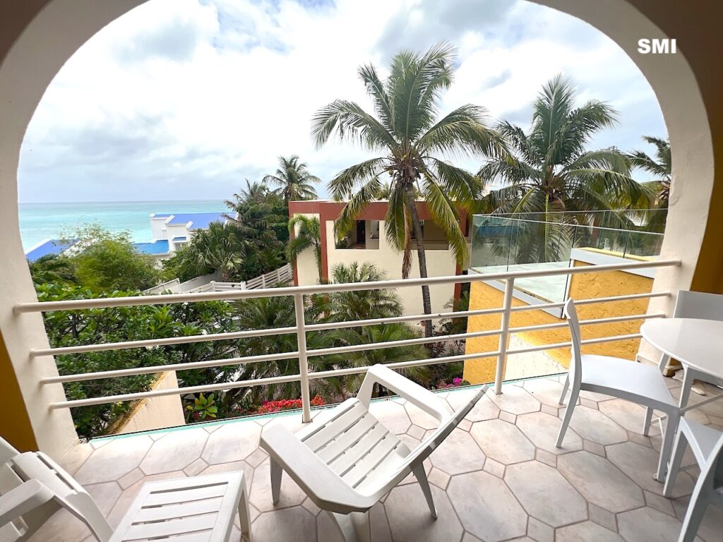 2Br Condo Pelican Key, Real Estate St. Maarten SXM