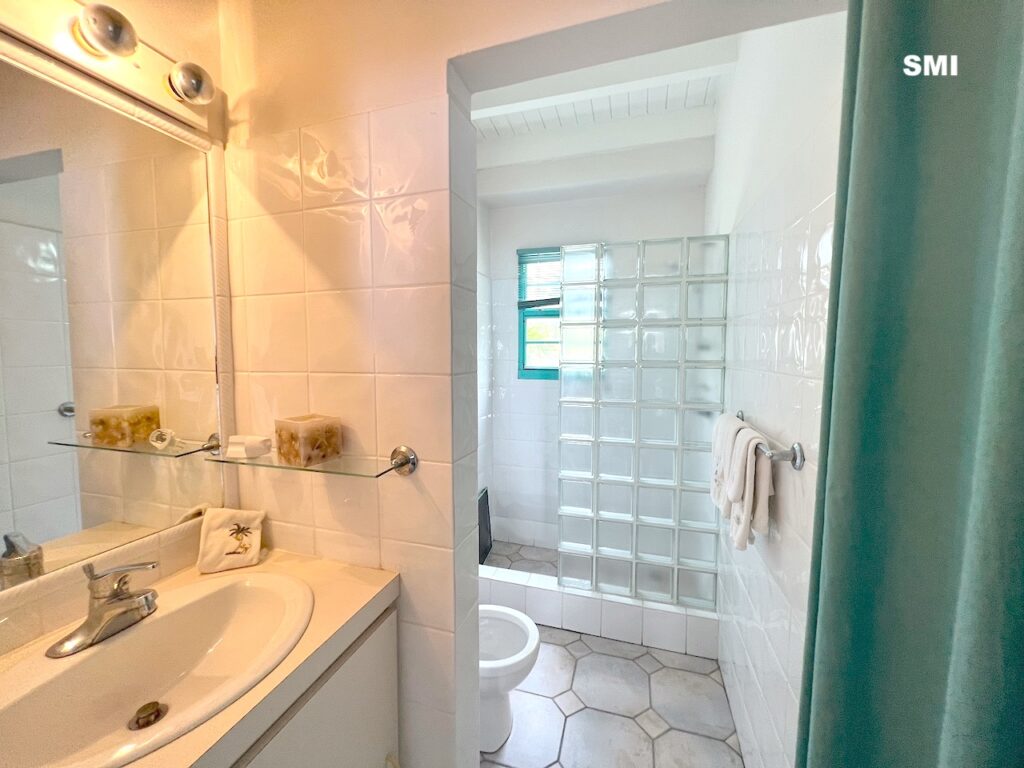 2Br Condo Pelican Key, Real Estate St. Maarten SXM