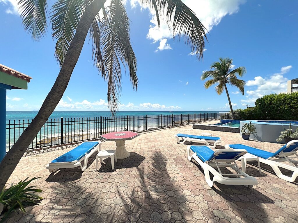 2Br Condo Pelican Key, Real Estate St. Maarten SXM