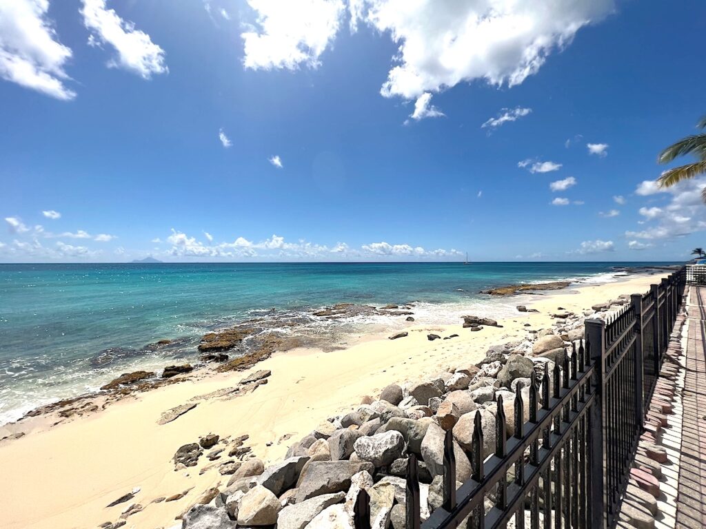 2Br Condo Pelican Key, Real Estate St. Maarten SXM