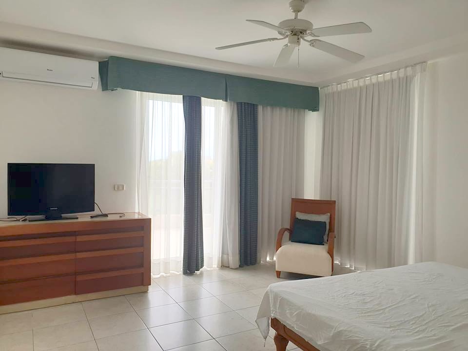 Aquamarina 2BR Condo, Real Estate Point Pirouette, St. Maarten, SXM