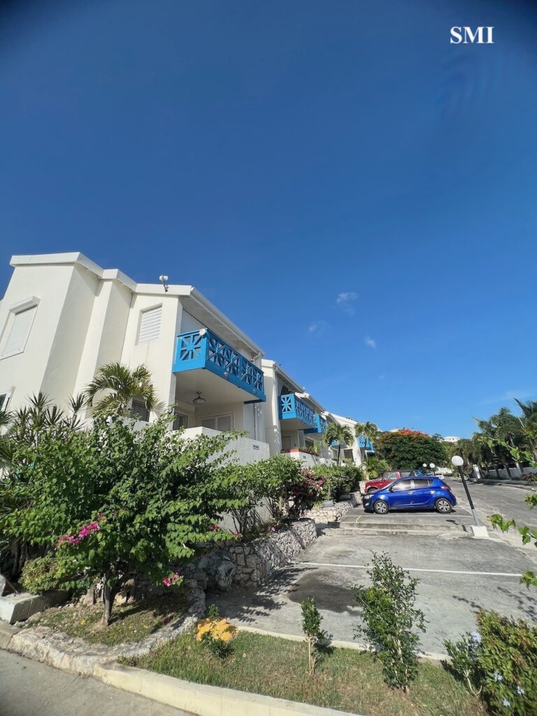 Pelican Key 1Br 2baths, Real Estate St. Maarten SXM