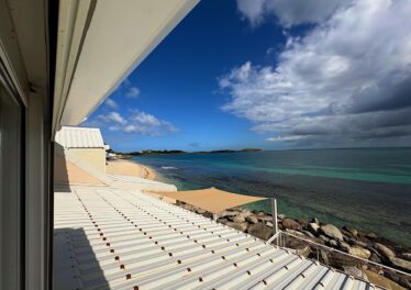 Beachfront loft Nettle Bay Rental ABNB