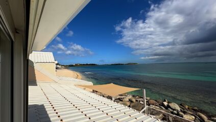 Beachfront loft Nettle Bay Rental ABNB