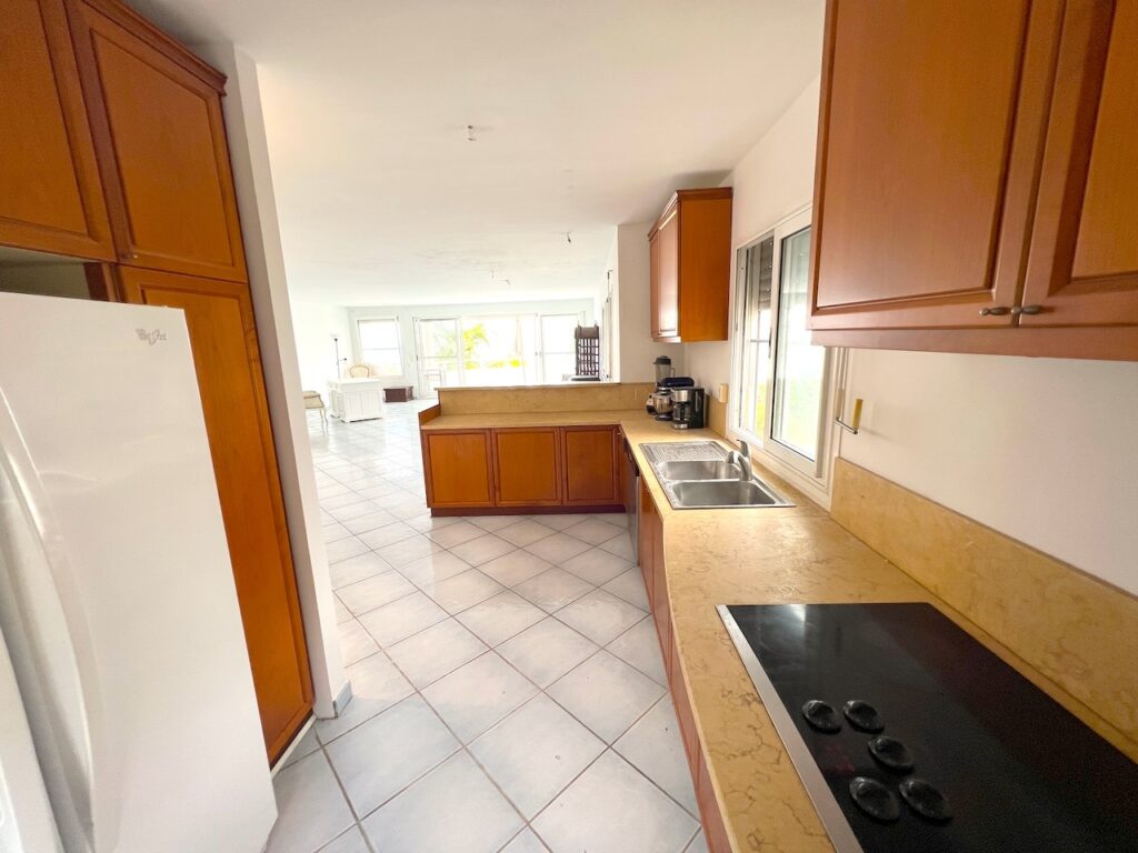 Pelican Key Real Estate, family home, long term rental,  St. Maarten,