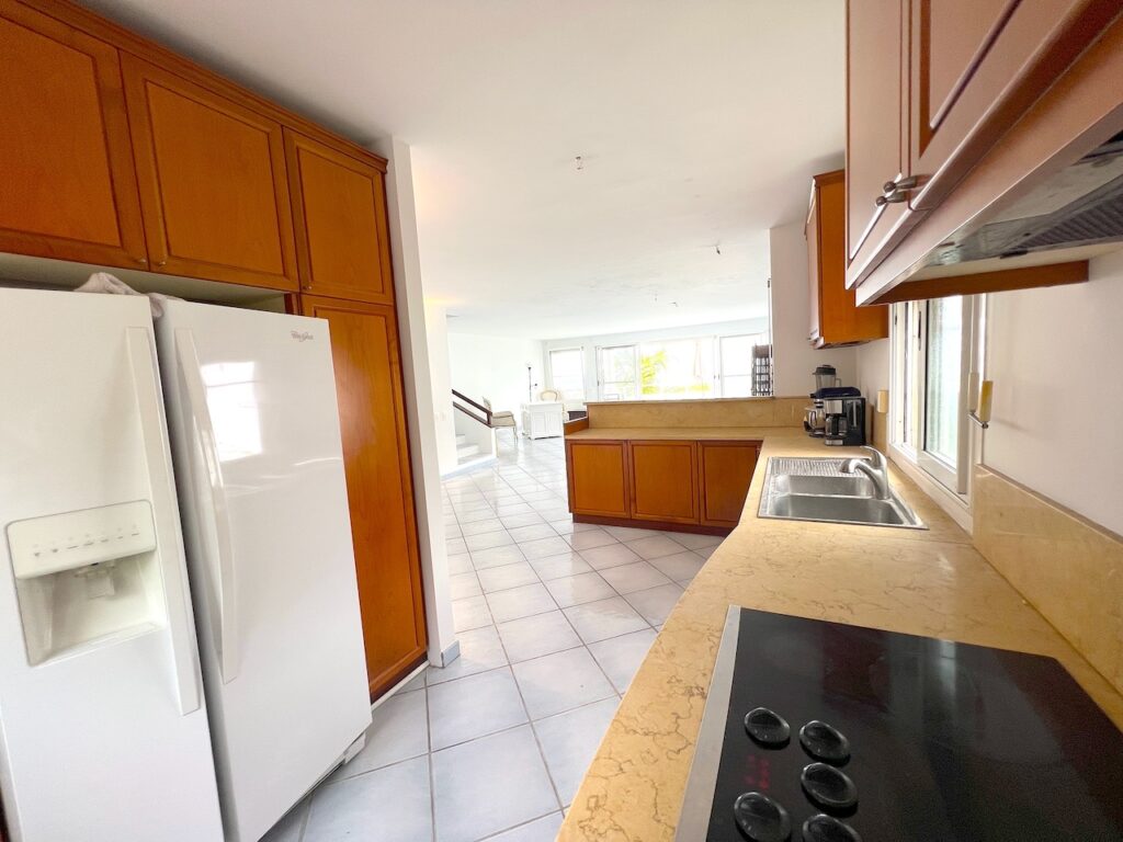 Pelican Key Real Estate, family home, long term rental,  St. Maarten,