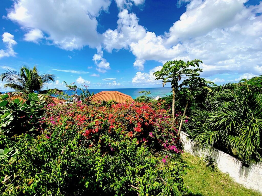 Deluxe 1 BR 1 Bath Longterm rental, Pelican Key, St. Maarten, SXM.