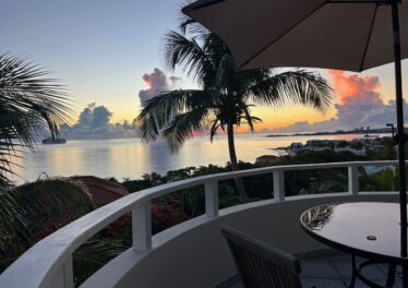 Casalinda Pelican key St Maarten Real estate