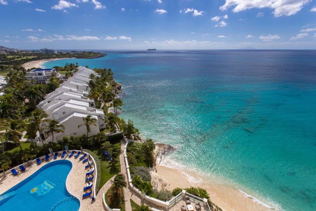 Deluxe 2 Bedroom Beachfront Condo Cliff, Cupecoy Beach, St. Maarten