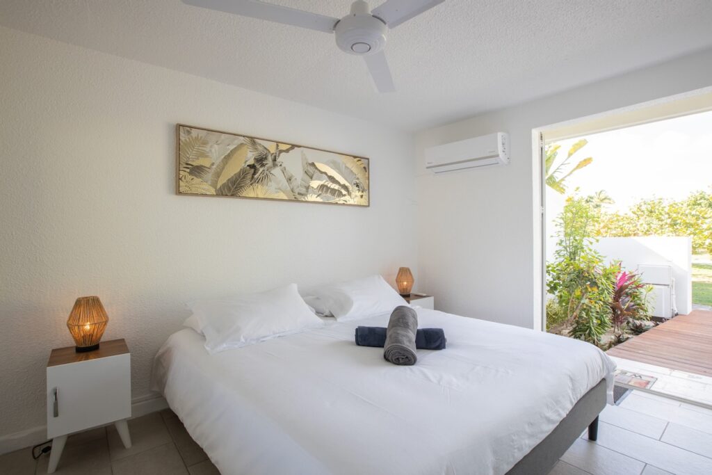 Beachfront condo NBBC, Real Estate St. Martin FWI
