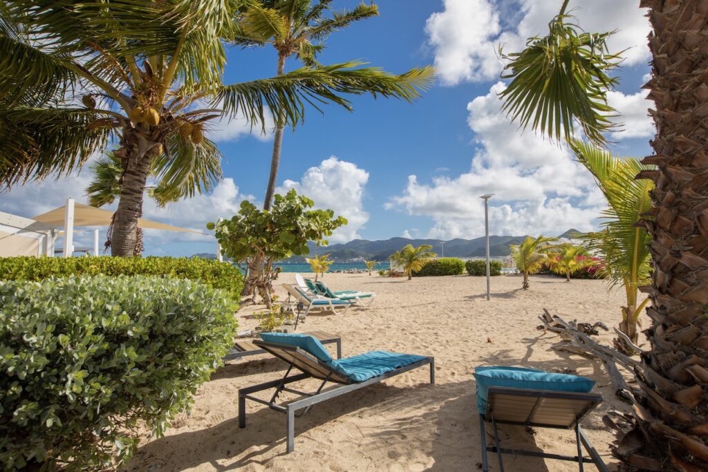 Beachfront condo NBBC, Real Estate St. Martin FWI