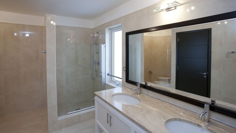 3BR Luxurious Penthouse in Aquamarina, Point Pirouette, St. Maarten SXM