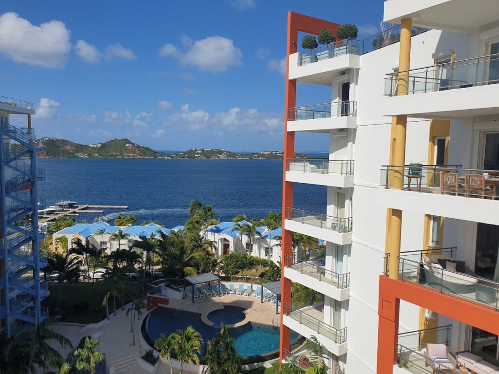 3BR Luxurious Penthouse in Aquamarina, Point Pirouette, St. Maarten SXM