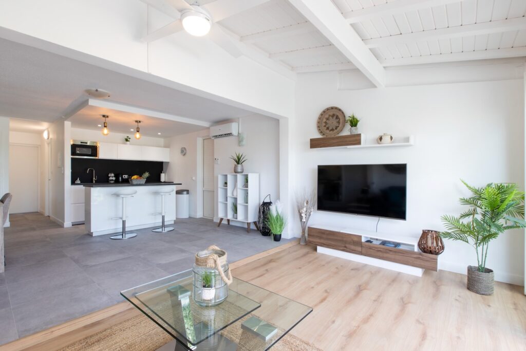 Nettle Bay  Beachfront Duplex SXM