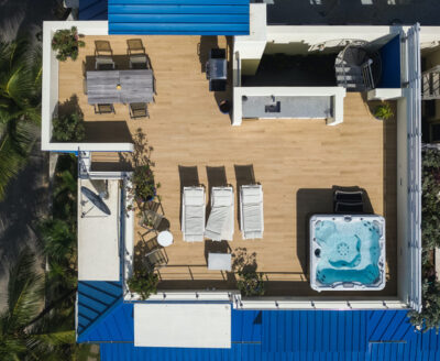 Amazing Beachfront Penthouse SXM