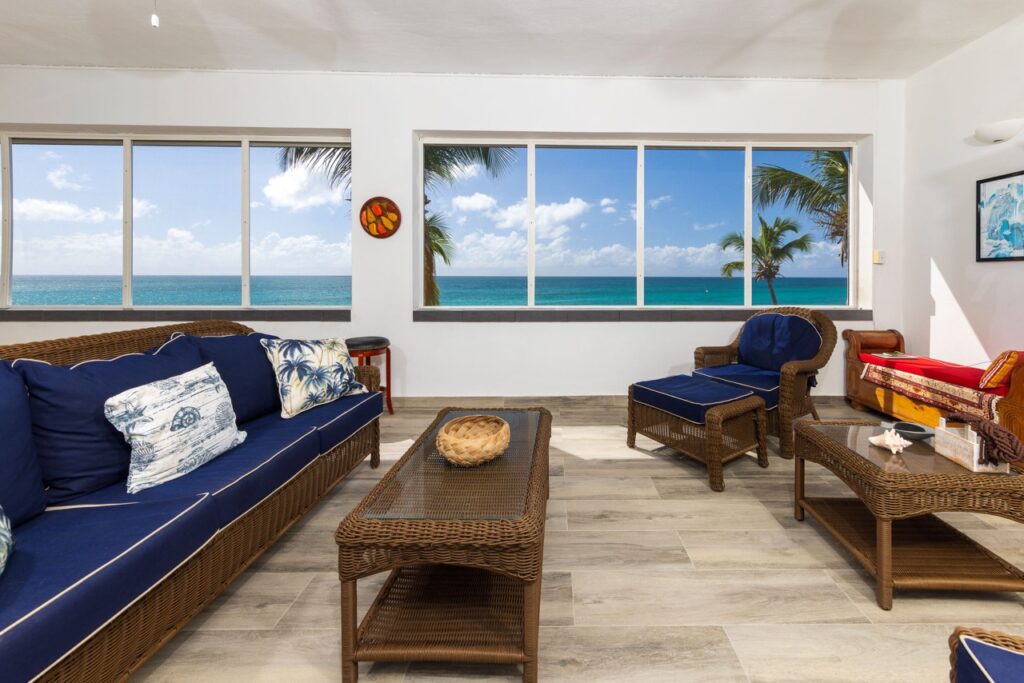 Beachfront, Pelican Key St Maarten, Real Estate