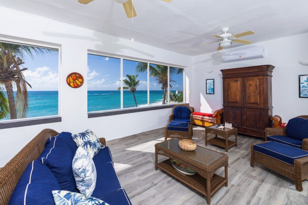 Beachfront, Pelican Key St Maarten, Real Estate