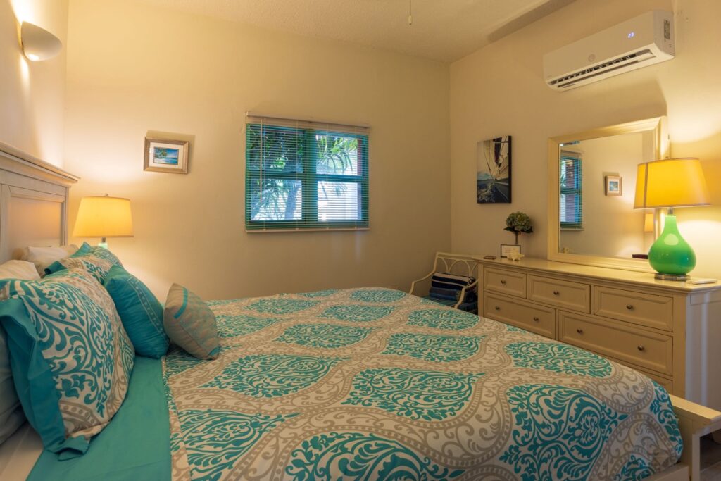 Beachfront, Pelican Key St Maarten, Real Estate