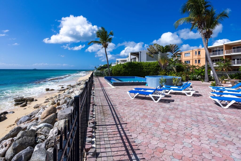 Beachfront, Pelican Key St Maarten, Real Estate