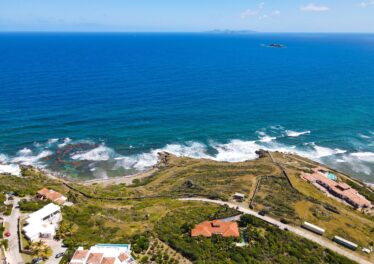 Development opportunity planning permit for 17 Villas ocean front