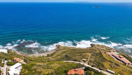Development opportunity planning permit for 17 Villas ocean front