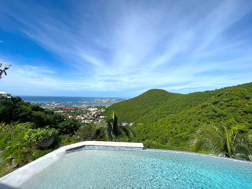 Casanita  Almond Grove Real Estate, St Maarten Stunning Sunset Views